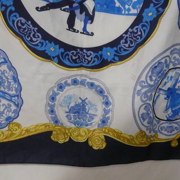Unbranded | OS | Blue White Gold | Holland Souvenir Scarf - Picture 8 of 16